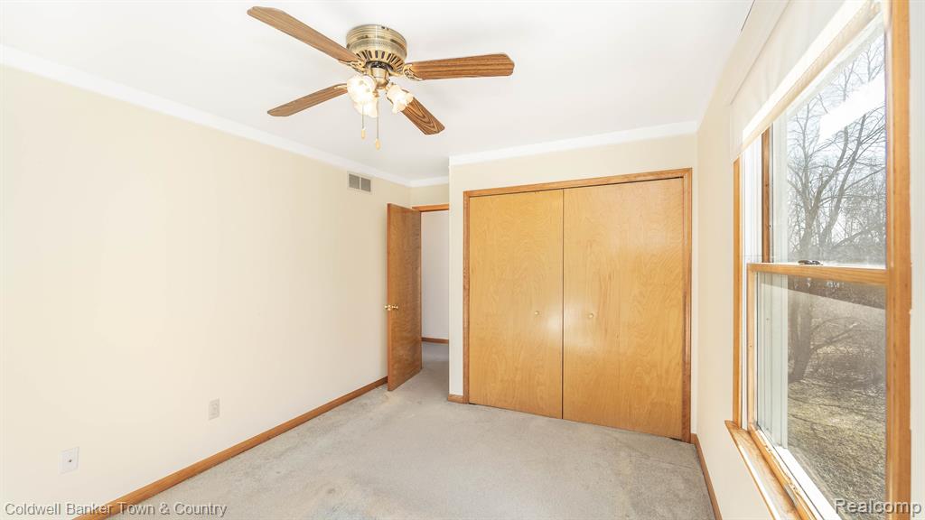 5427 OAK GROVE Road, Howell, MI 48855 — Photo 36