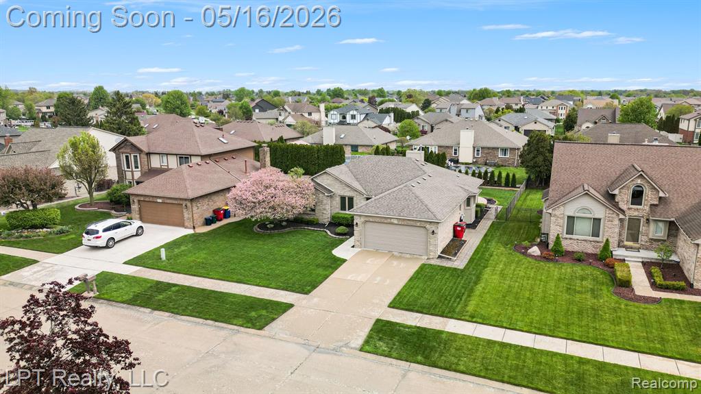54174 Ego Drive, Macomb, MI 48042 — Photo 32