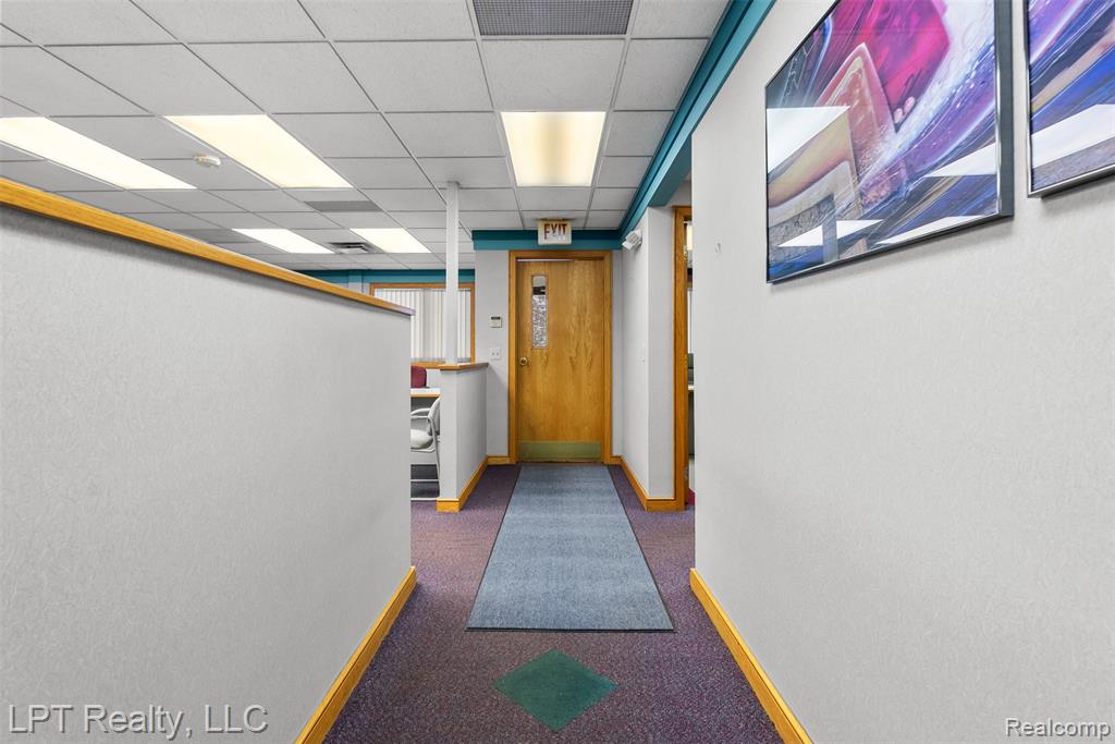 8000 Park Place - Photo 2