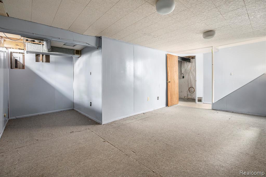 1875 Sheffield Drive, Ypsilanti, MI 48198 — Photo 15