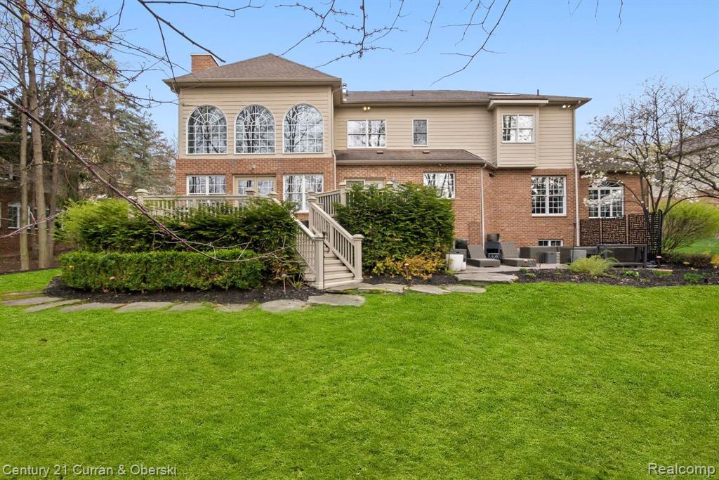 45471 TOURNAMENT Drive, Northville, MI 48168 — Photo 52