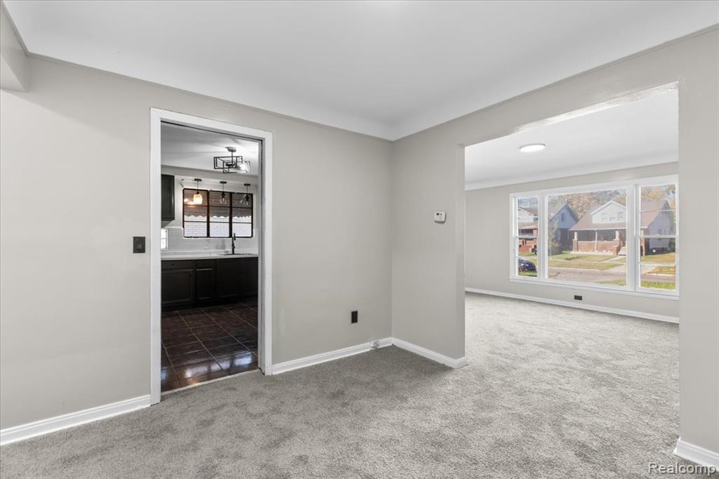 11856 Kilbourne Street, Detroit, MI 48213 — Photo 8