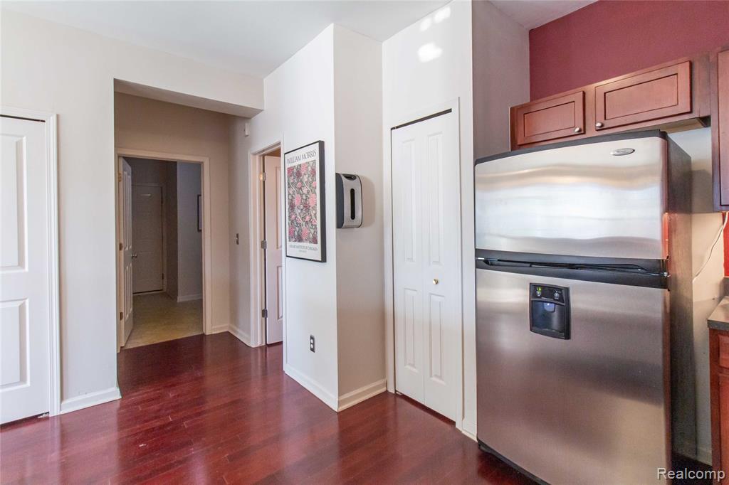 3913 Radcliff Drive, Canton, MI 48188 — Photo 20