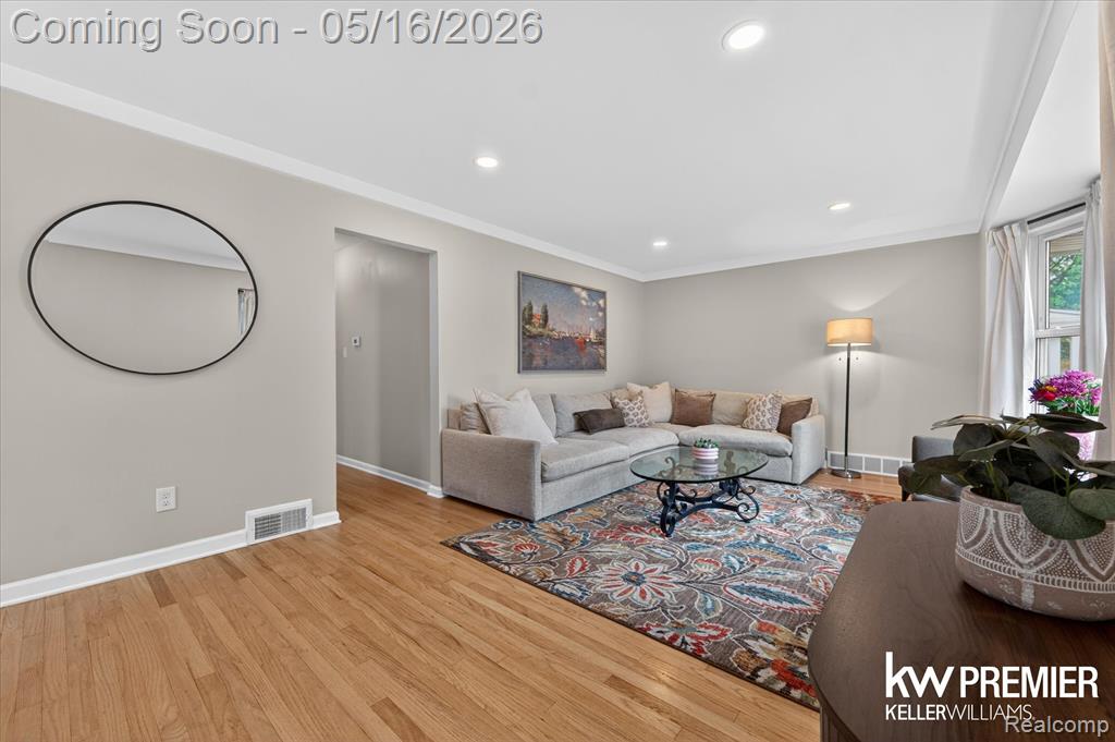 23260 Oneida Street, Oak Park, MI 48237 — Photo 4