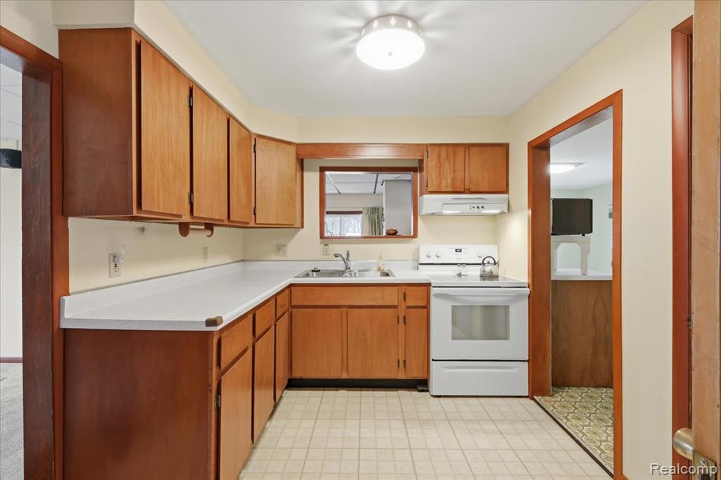 2811 Orange Grove Road, Waterford, MI 48329 — Photo 15
