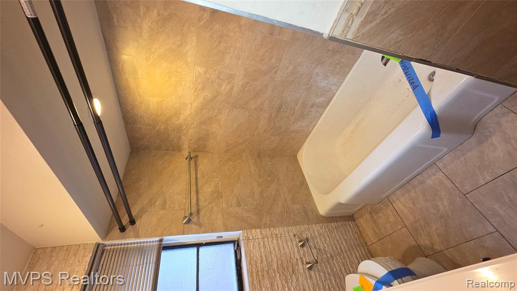 15031 Eastburn Street, Detroit, MI 48205 — Photo 12