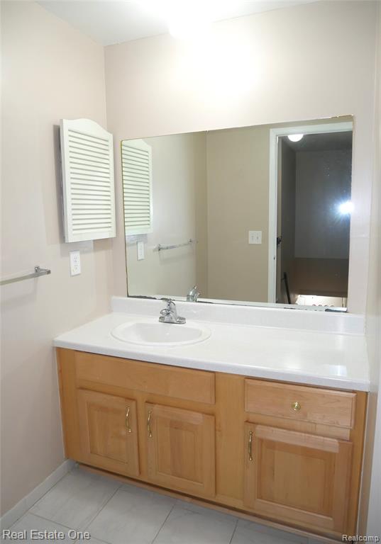 5082 Buckingham, Troy, MI 48098 — Photo 21