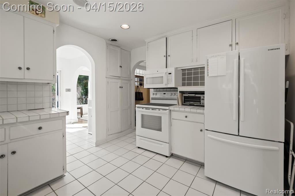615 Kimberly Street, Birmingham, MI 48009 — Photo 11