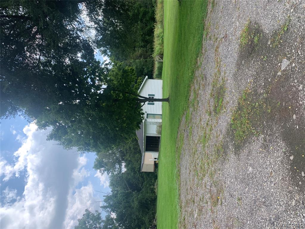 7038 E Coldwater Road, Davison, MI 48423 — Photo 46