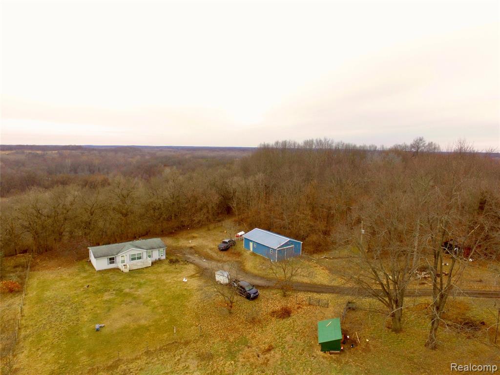 2298 N Wilmoth Highway, Adrian, MI 49221 — front exterior