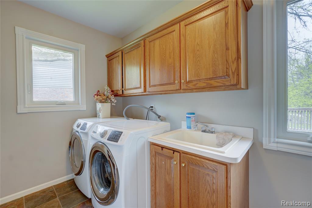 3066 Woodcreek Way, Bloomfield Hills, MI 48304 — Photo 23