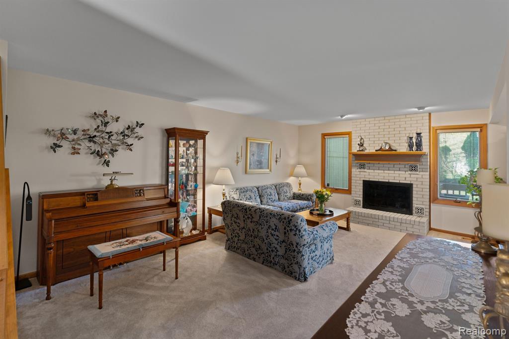 29573 Sylvan Lane, 17, Farmington Hills, MI 48334 — Photo 5