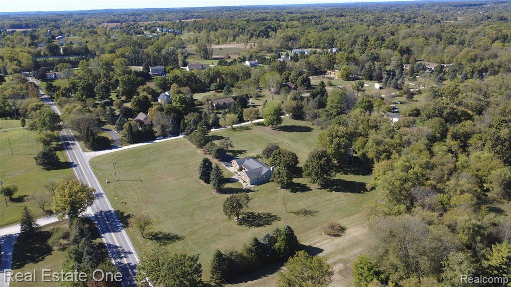 3648 W North Territorial Road W, Whitmore Lake, MI 48189 — Photo 30
