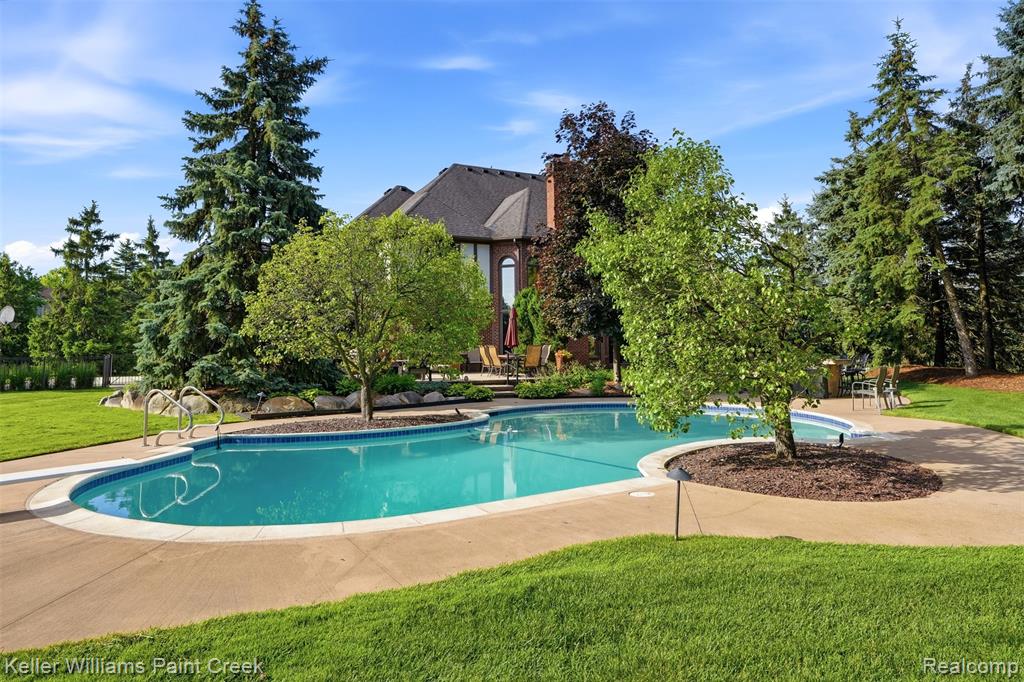 2784 Murfield Court, Rochester, MI 48306 — Photo 37
