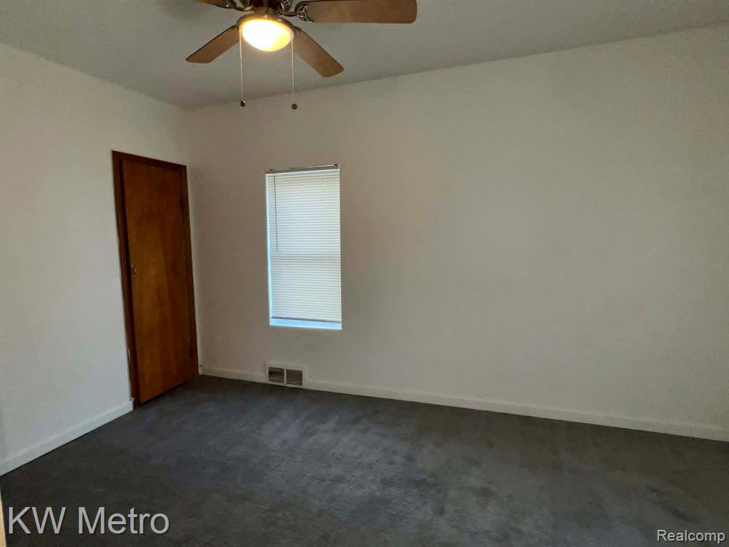 8121 Cloverdale Avenue, Ferndale, MI 48220 — Photo 14