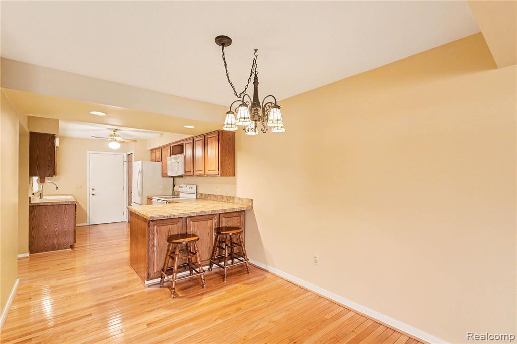 6824 Northcrest Way E, Clarkston, MI — Photo 10