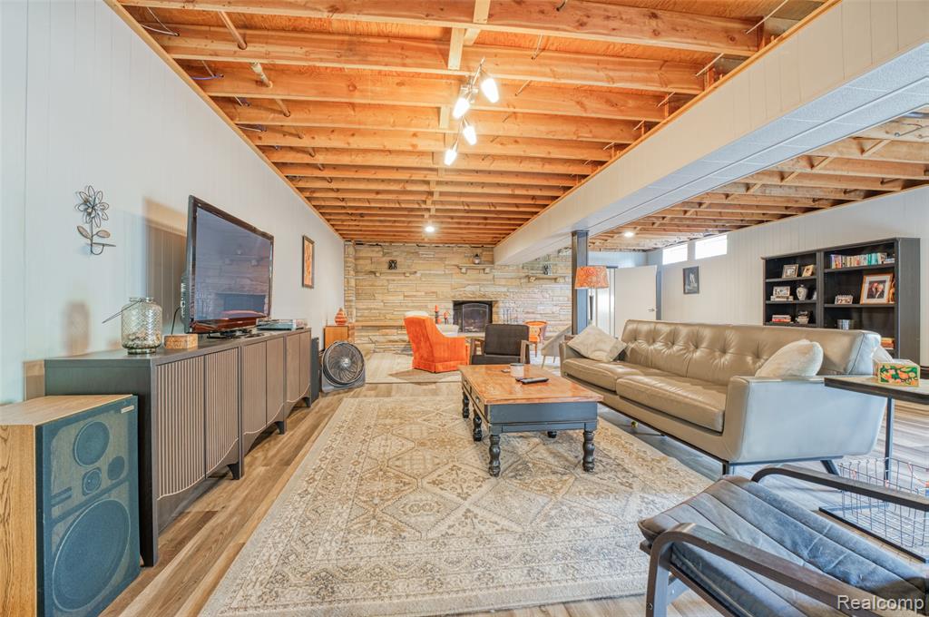 18999 Weller Road, Gregory, MI 48137 — Photo 31