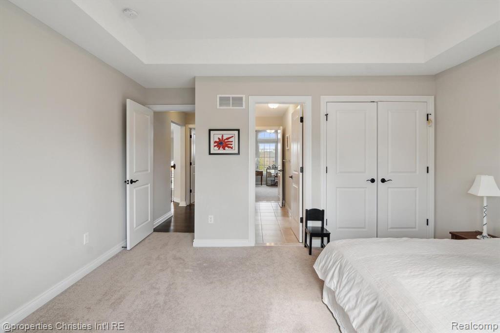 47660 WALES, Northville, MI 48167 — Photo 36