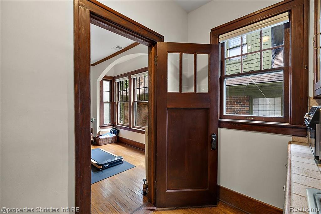 3417 Seminole Street, Detroit, MI, 48214