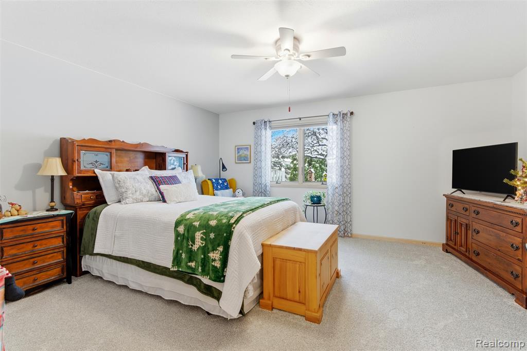 68 Pine Grove Drive, Frankenmuth, MI 48734 — Photo 18