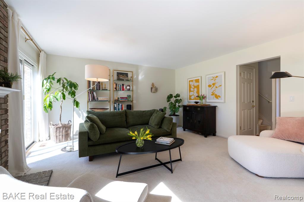 881 Greenhills Drive, Ann Arbor, MI 48105 — Photo 15