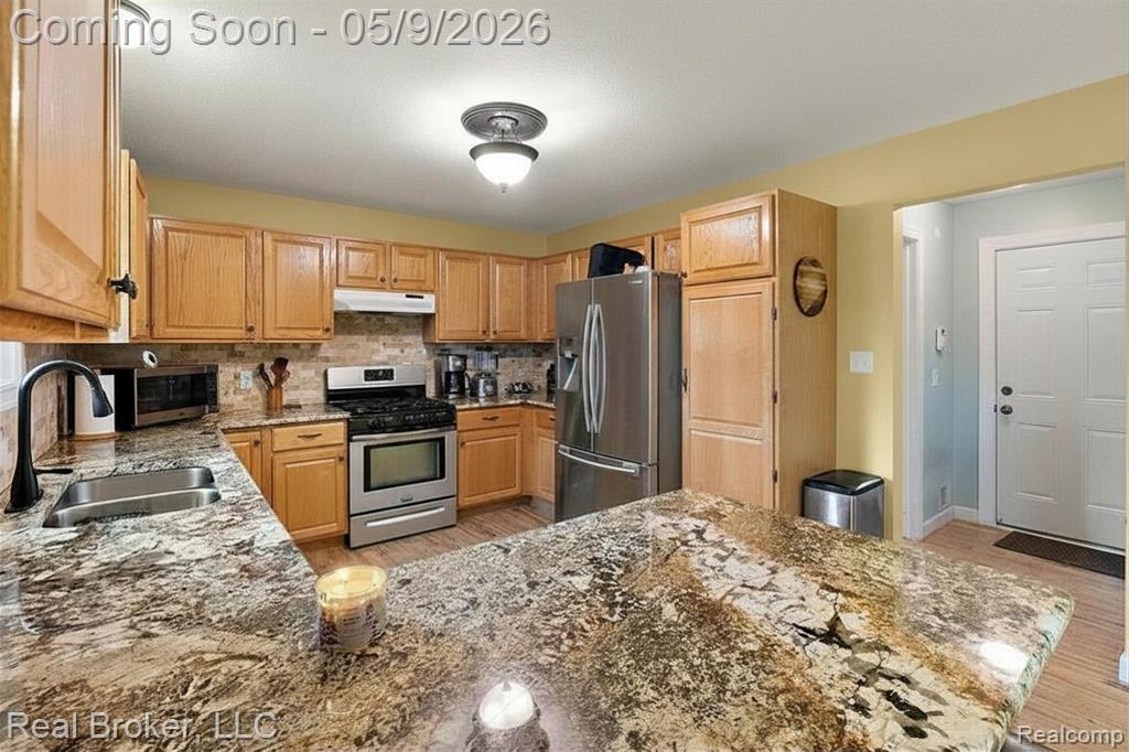1111 Elk Run, Howell, MI 48843 — Photo 11