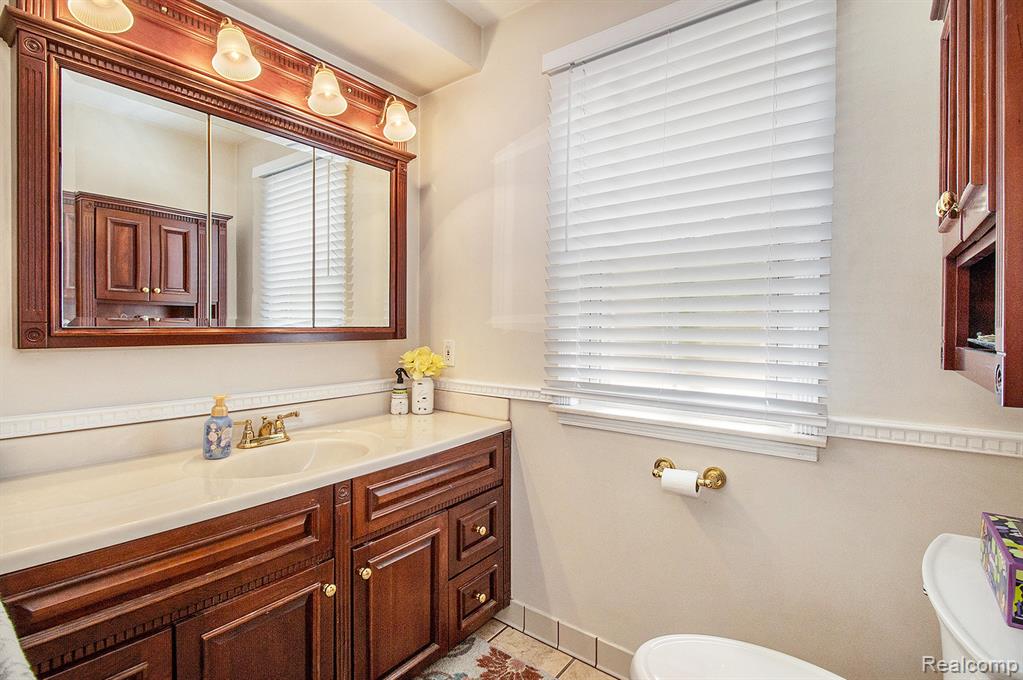 9875 Island Drive, Grosse Ile, MI 48138 — Photo 18