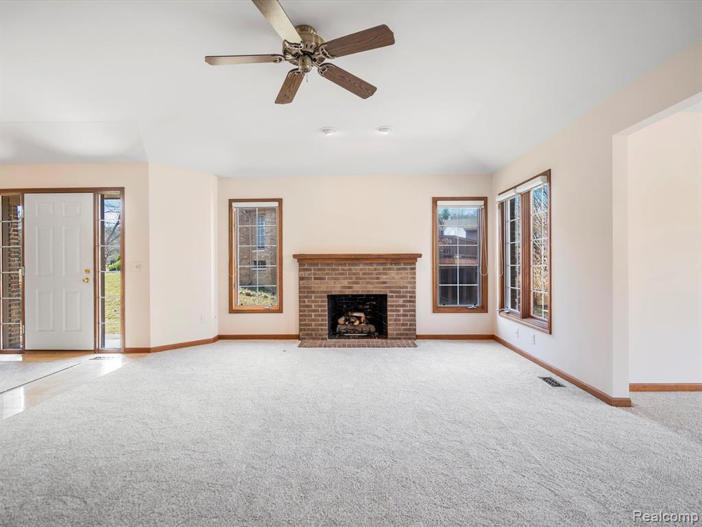 4738 MULBERRY WOODS Circle, Ann Arbor, MI 48105 — Photo 6
