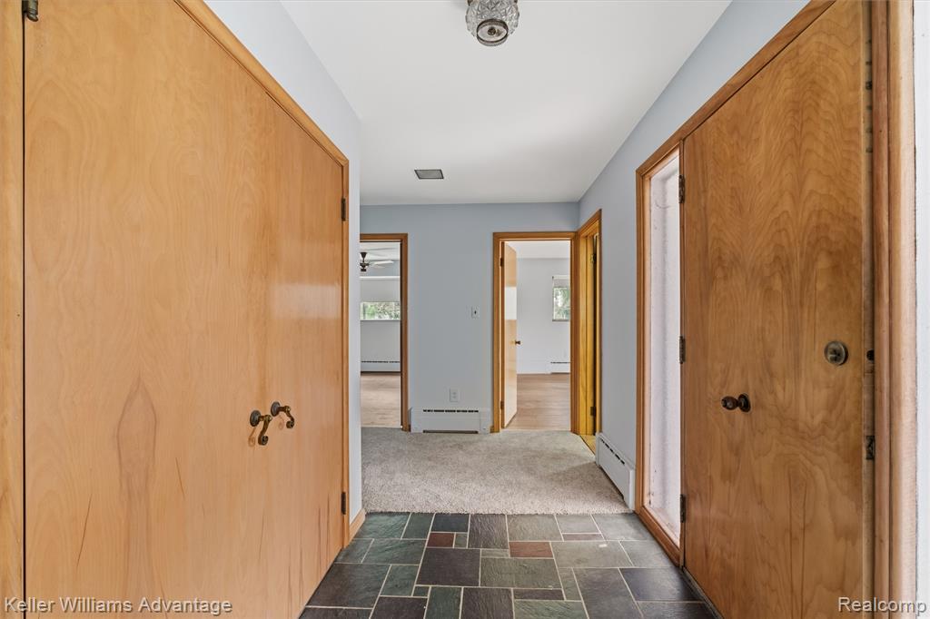 34550 Freedom Road, Farmington, MI 48335 — Photo 20