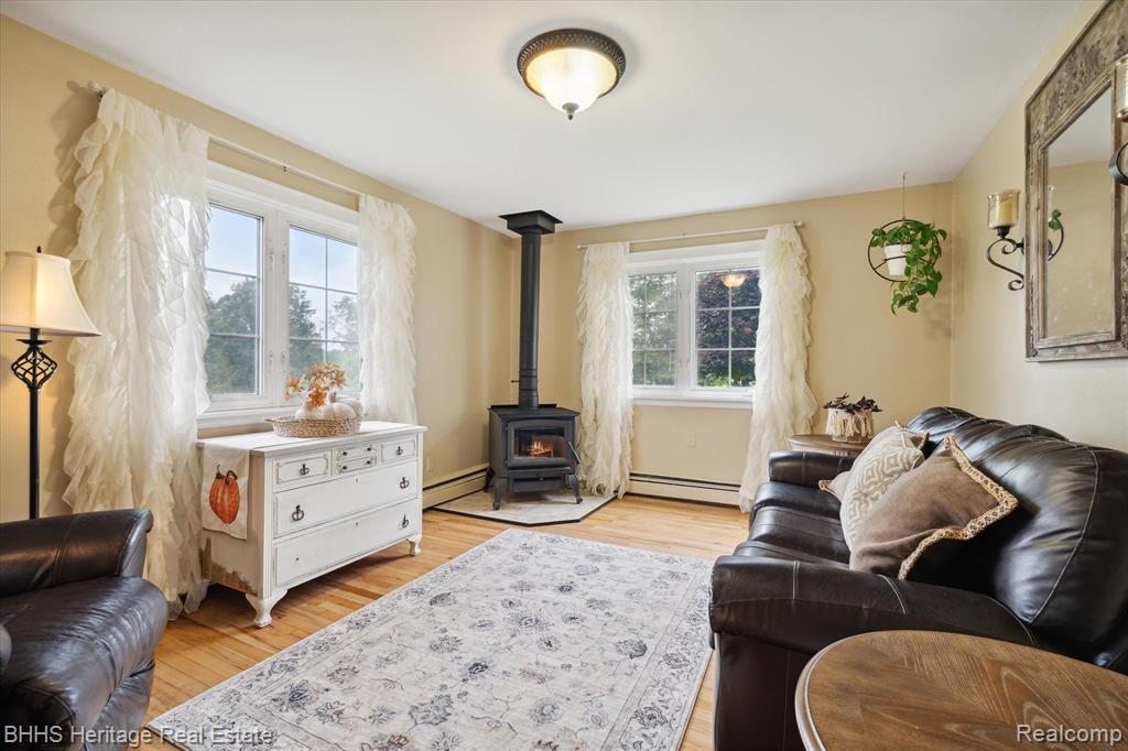 5160 PRESTON Road, Howell, MI 48855 — Photo 4