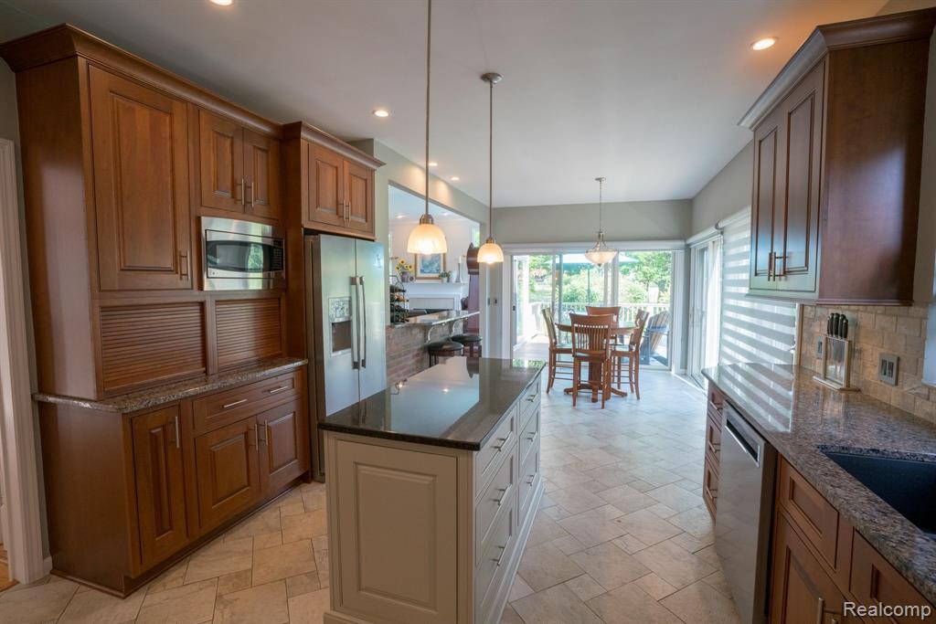 4870 DORAL Drive, Ann Arbor, MI 48108 — Photo 26