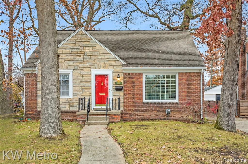620 CATALPA Drive, Royal Oak, MI 48067 — front exterior