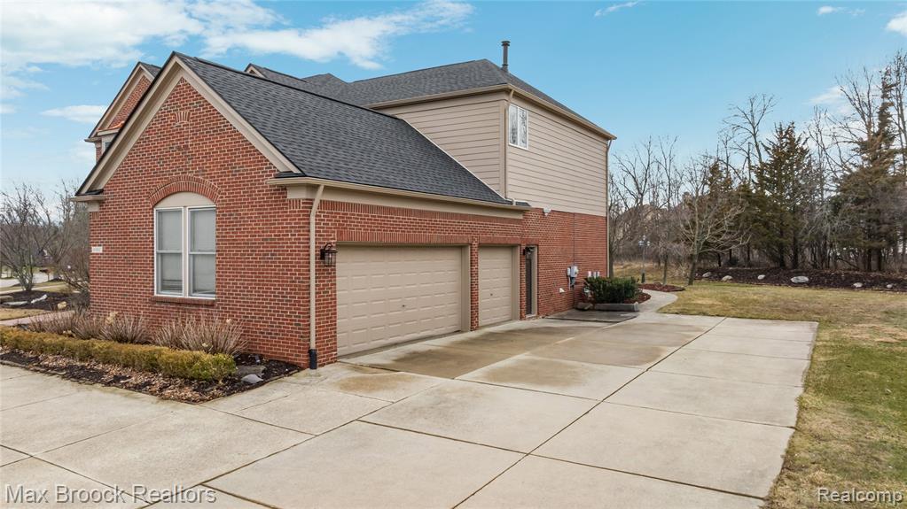 6901 Reed Court, West Bloomfield, MI — Photo 4