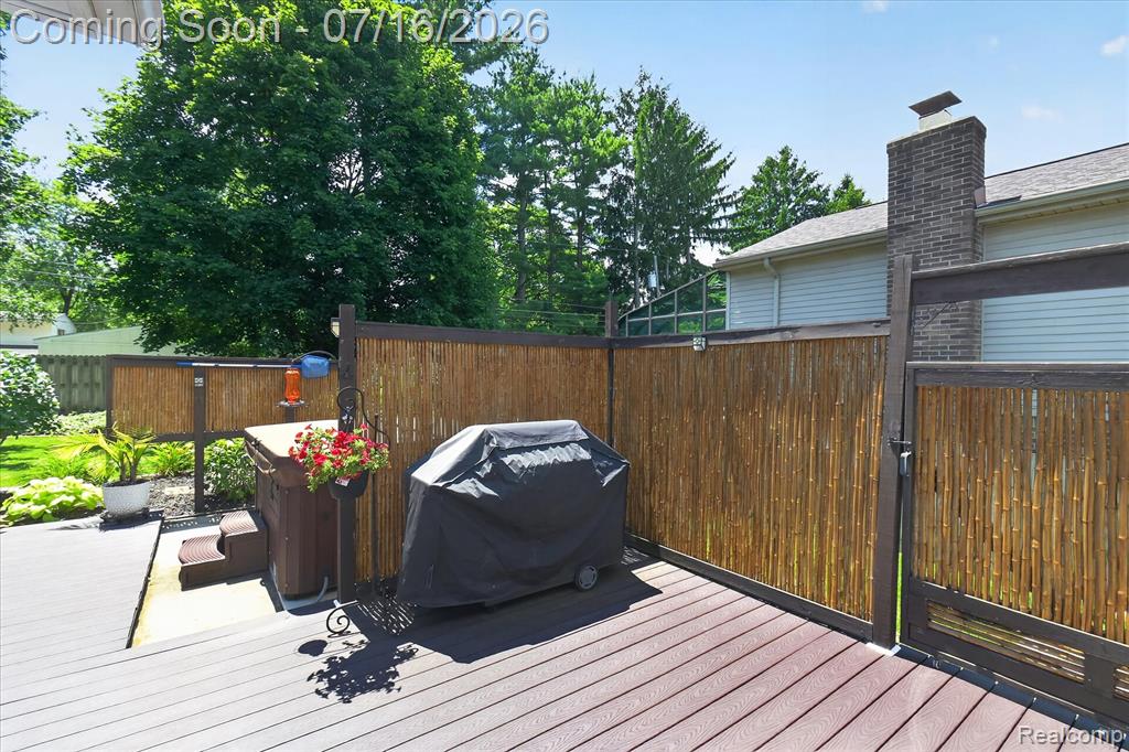 845 Abbey Lane, Milford, MI 48381 — Photo 45