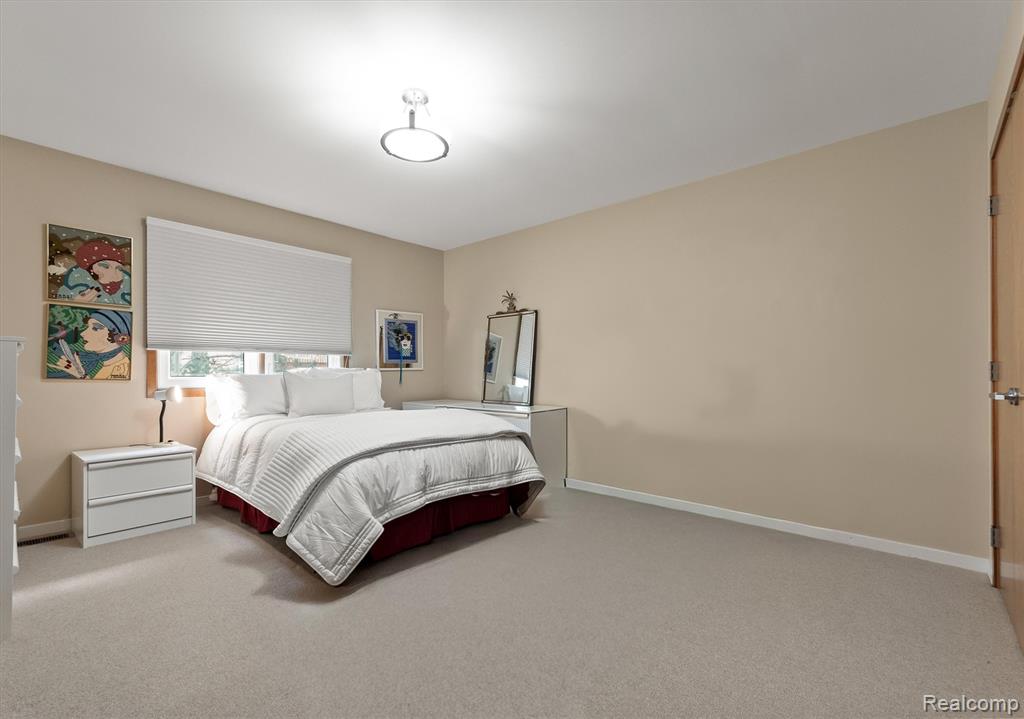 4771 Mada Court, West Bloomfield, MI — Photo 20