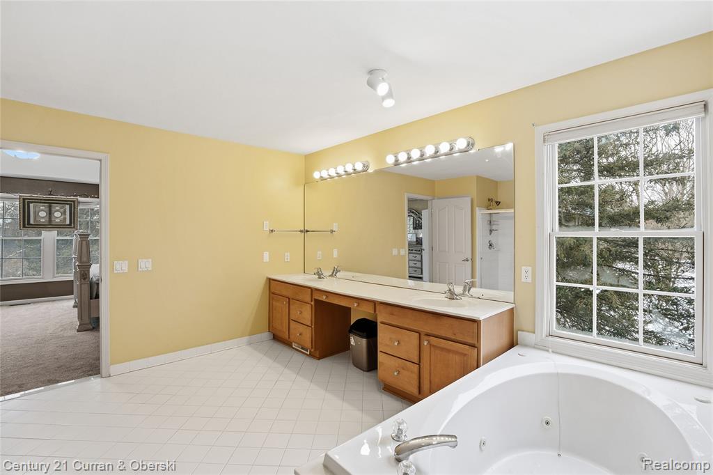 2043 Centennial Drive, Canton, MI 48187 — Photo 24
