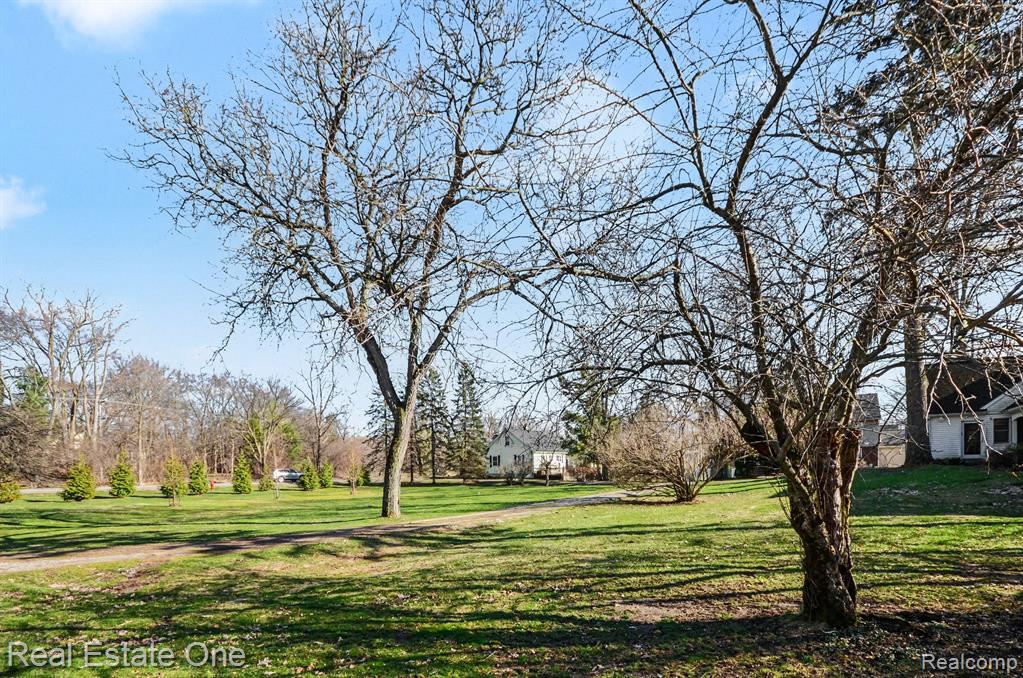 5840 Inkster Rd plus vacant lot Road, West Bloomfield, MI 48323 — Photo 40