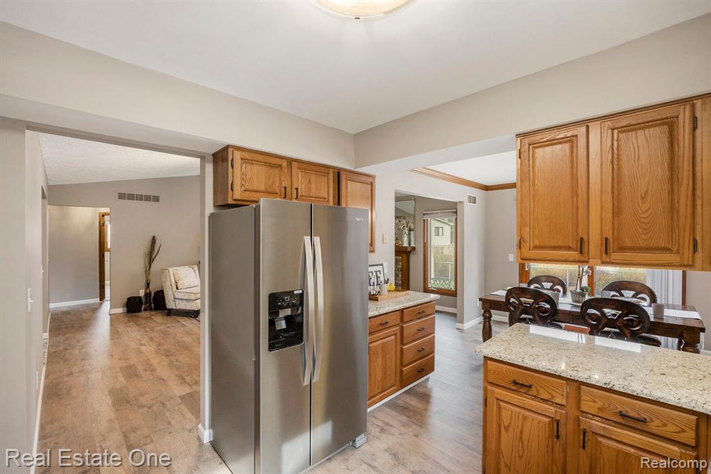 51860 SALVATORI Drive, Chesterfield, MI 48047 — Photo 13