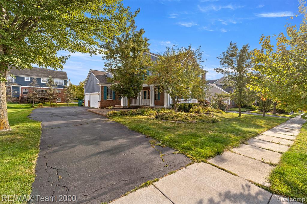 7314 Village Park Drive, Clarkston, MI — Photo 4