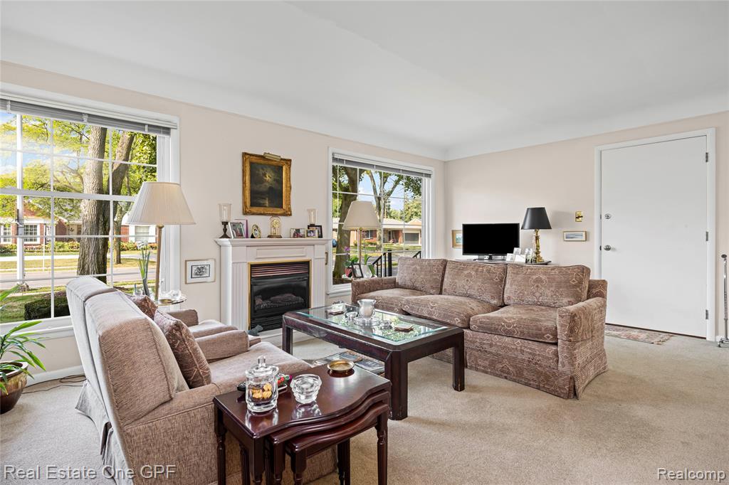 650 Cadieux Road, 1, Grosse Pointe, MI 48230 — Photo 7