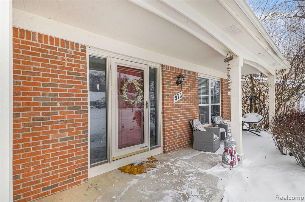 975 Oak Creek Drive, South Lyon, MI 48178 — Photo 2