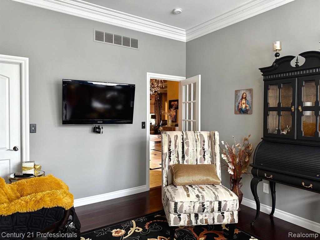 8814 PRESTWICK Lane, Washington, MI 48095 — Photo 18