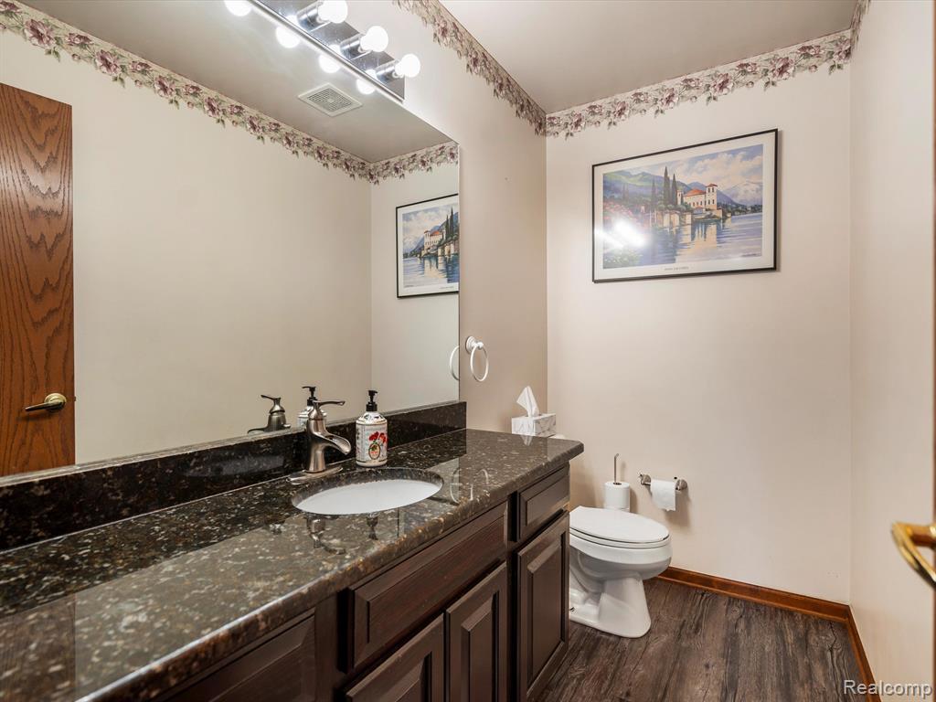 46891 EDGEWATER Drive, Macomb, MI 48044 — Photo 22