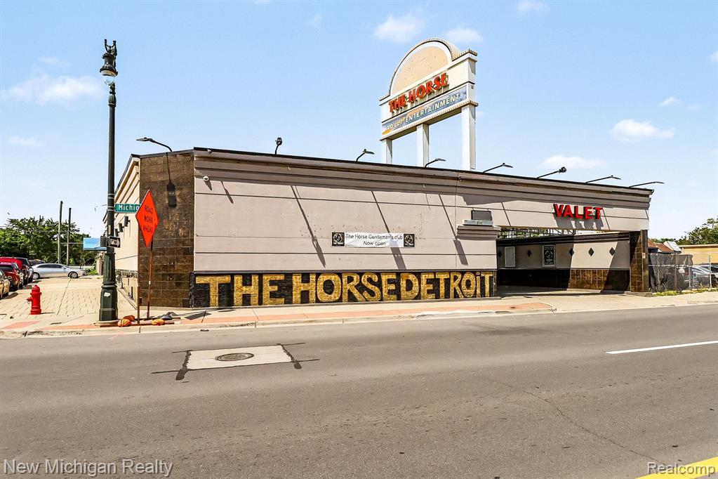 8140 Michigan Avenue - Photo 2