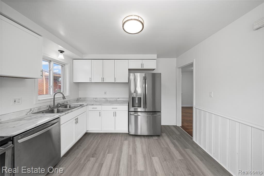 8177 Gary Avenue, Westland, MI — Photo 18