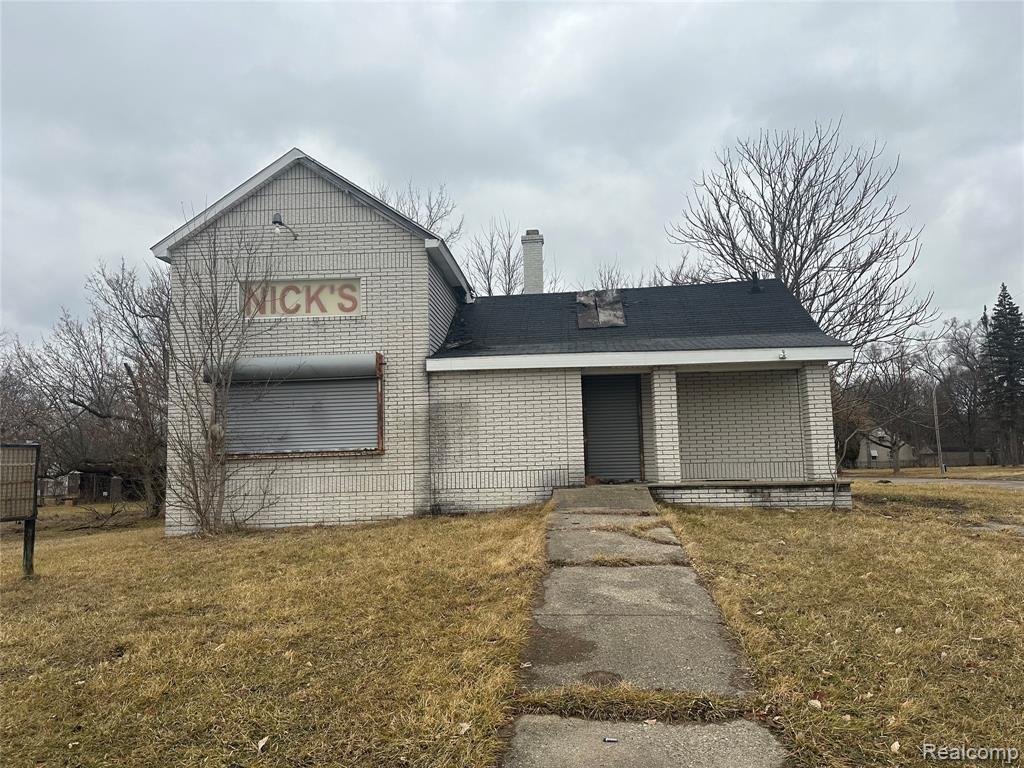1102 W Pasadena Avenue, Flint, MI 48504