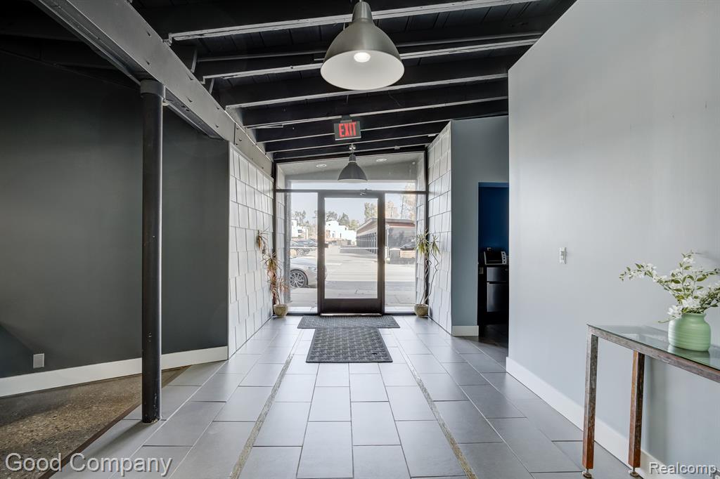 628 E PARENT Avenue, Royal Oak, MI 48067 — Photo 10