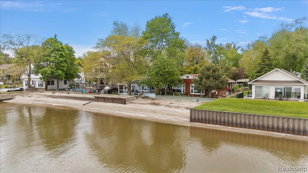 13358 Laplaisance Woods Street, La Salle, MI — Photo 61