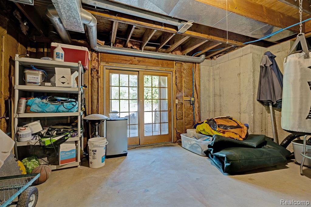 900 ROLLING PINES Drive, Ortonville, MI 48462 — Photo 60