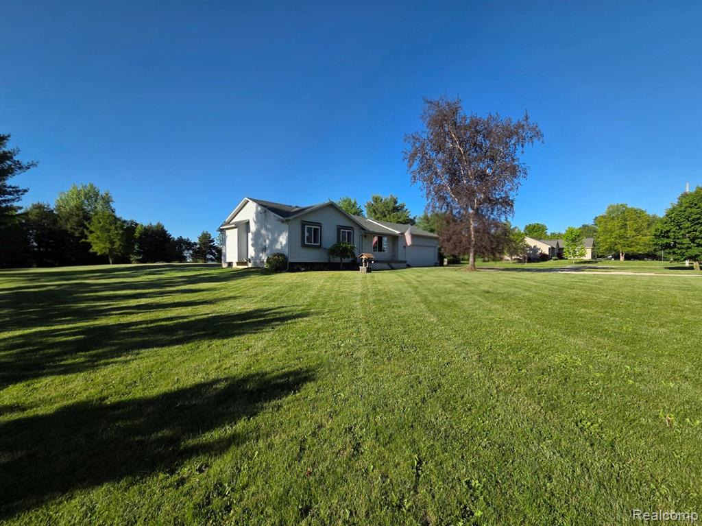 5424 Cook Road, Swartz Creek, MI 48473 — Photo 2